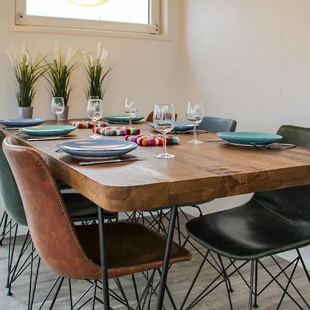 Ship In Aalsmeer With Kitchen 4* Leimuiden