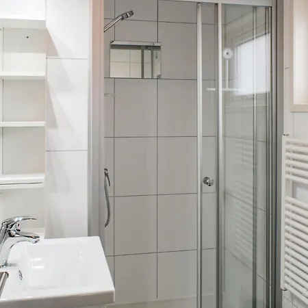 Bådhotel Ship In Aalsmeer With Kitchen Aalsmeer