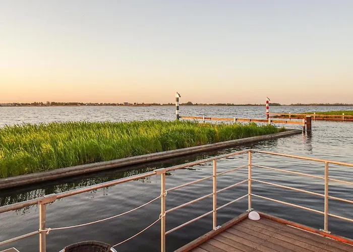 Ship In With Kitchen